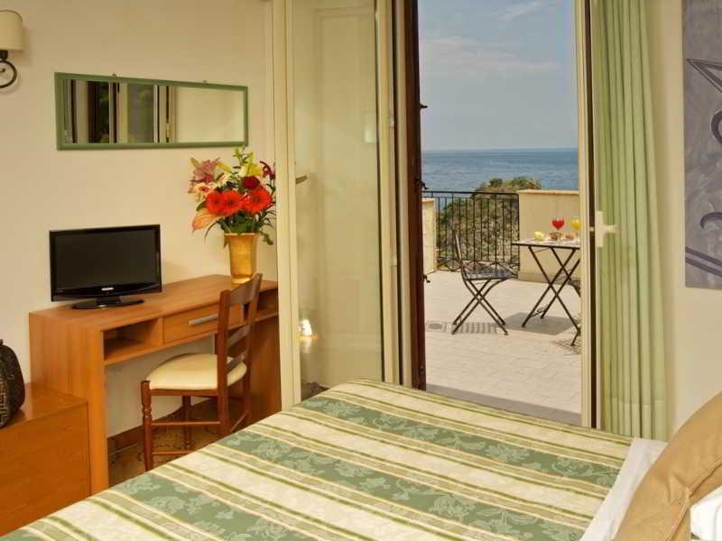 Jonic Mazzaro Hotel